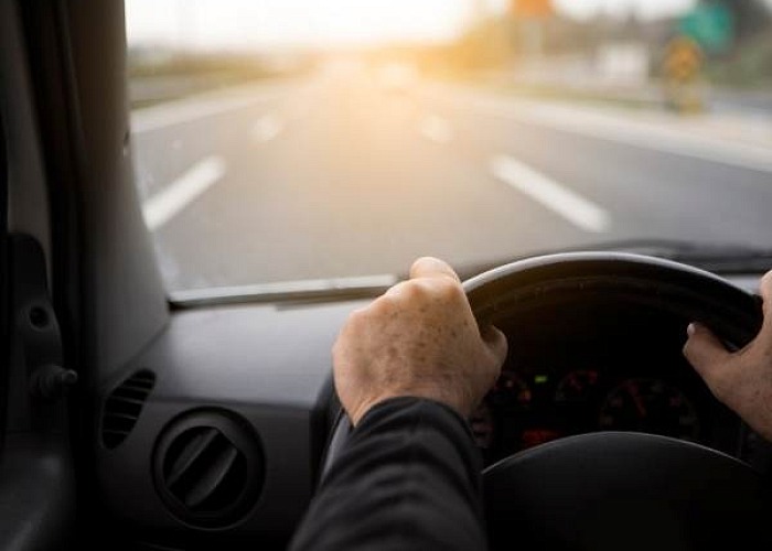 Skuteczne wskazówki, jak zapobiegać słabej koncentracji u kierowców